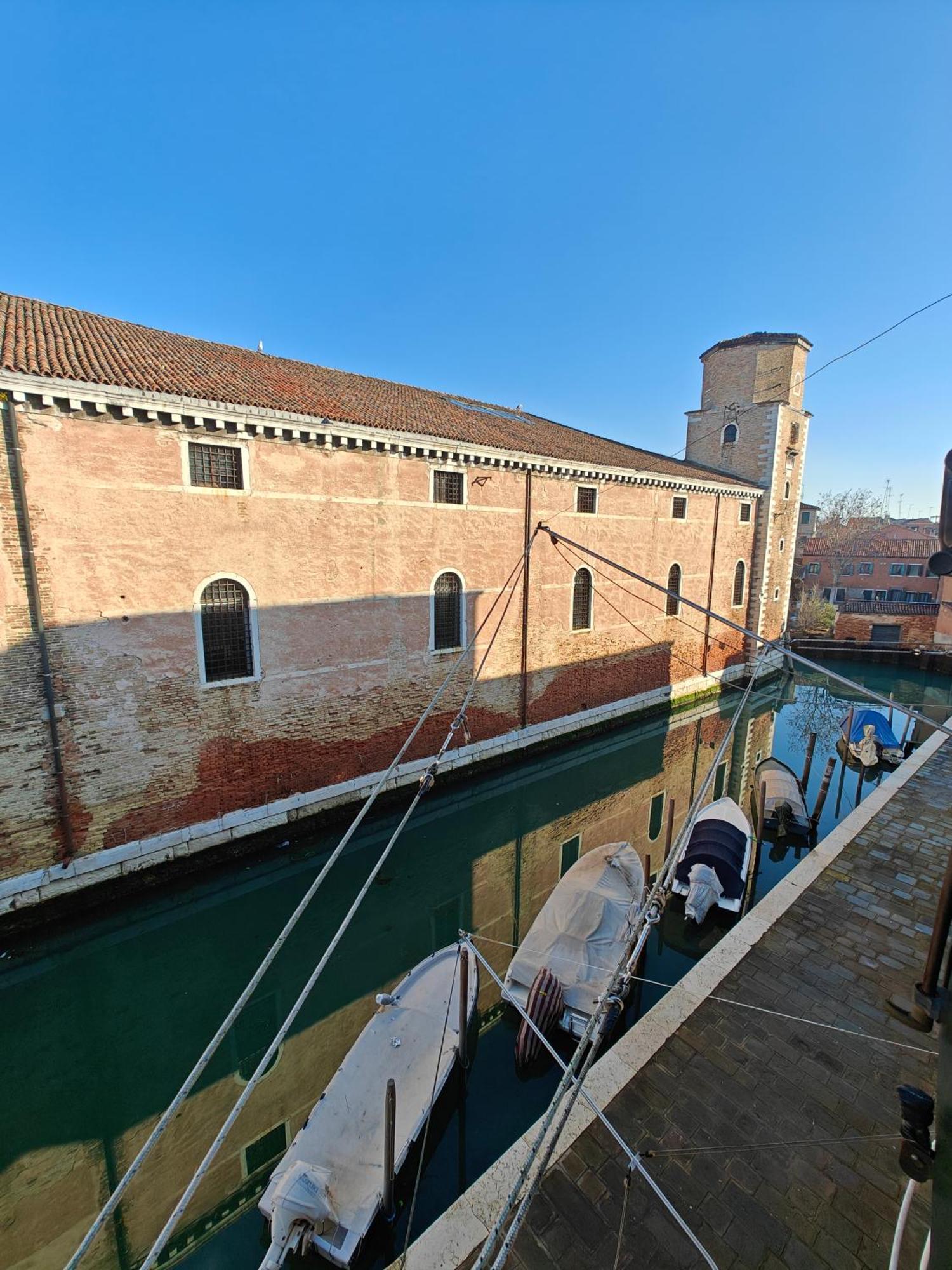 Castello Canal View ヴェネツィア エクステリア 写真