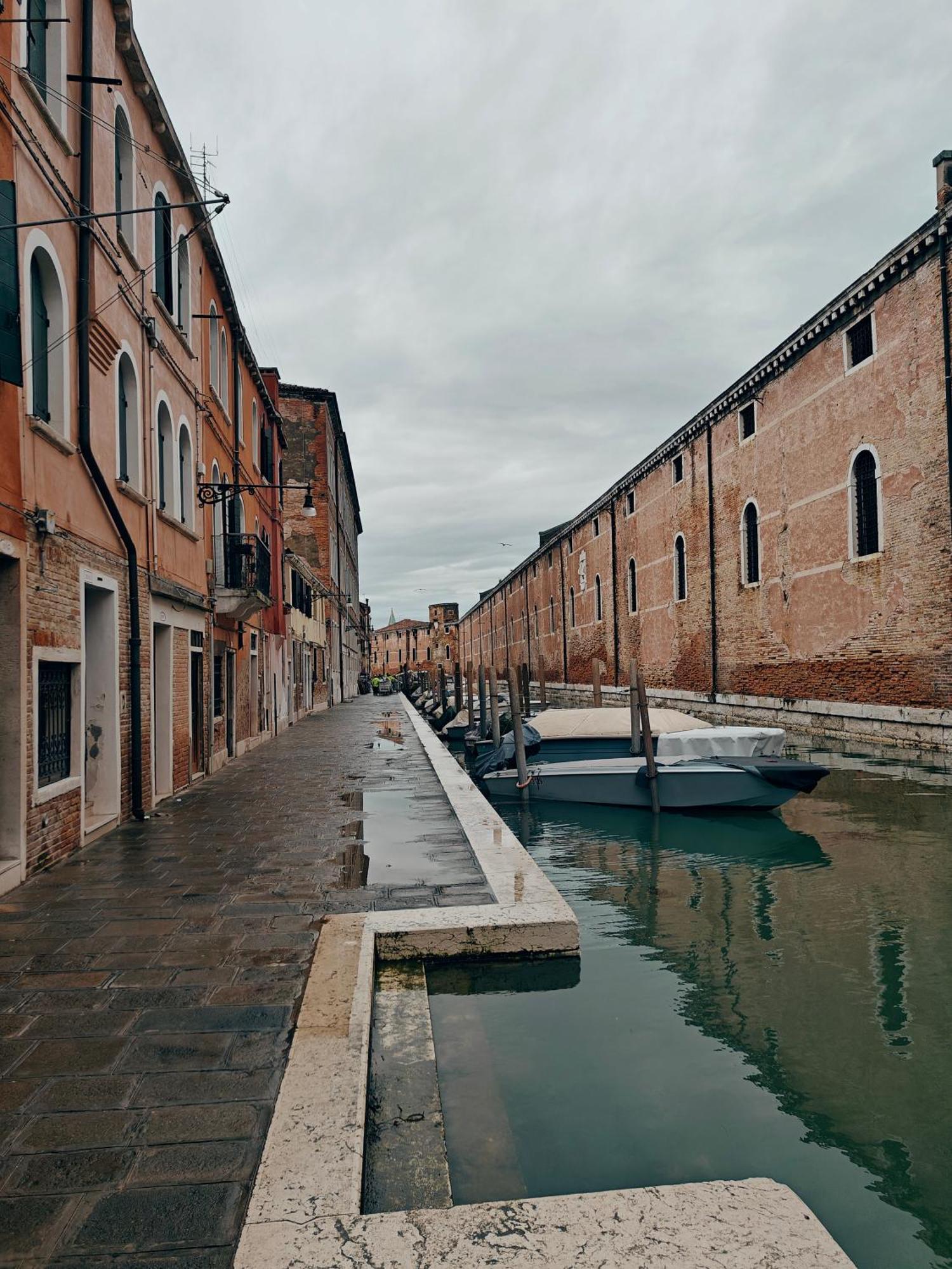 Castello Canal View ヴェネツィア エクステリア 写真